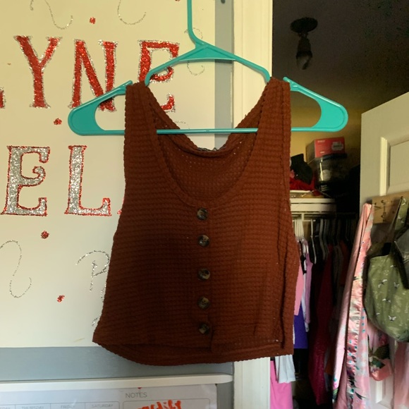 crop top - Picture 2 of 2